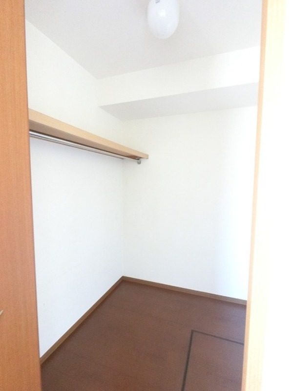 収納　図面と現状に相違がある場合には現状を優先