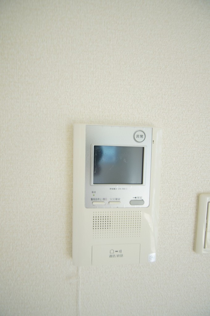 セキュリティ　セキュリティも安心のモニタ付きオートロックです