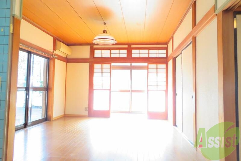 居室・リビング　広いＬＤＫをご覧ください。