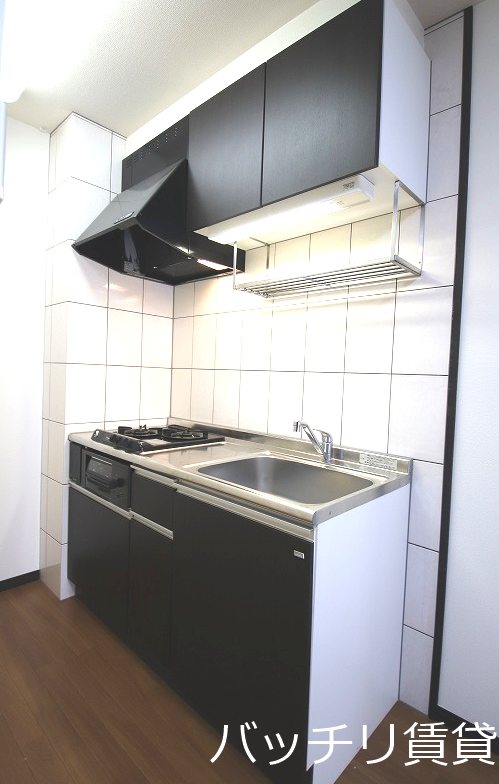 キッチン　＊画像は別部屋の為イメージ、現状を優先いたします