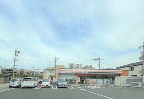 コンビニ　セブンイレブン 豊中螢池東町店（コンビニ）まで224m