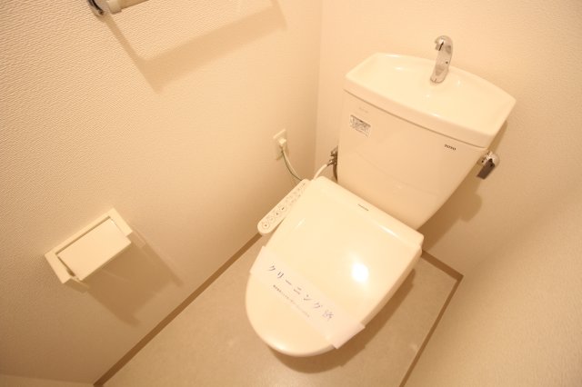 ルミエールヴィラージュのトイレ写真
