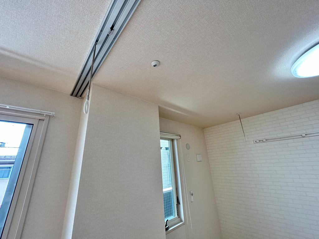 その他設備　室内物干し