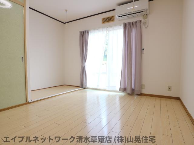 居室・リビング　使いやすい居間です