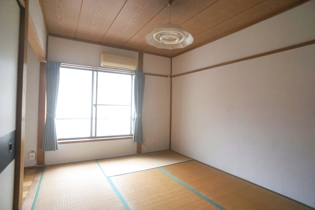 居室・リビング　和室のお部屋はしっとりと落ち着いた雰囲気で癒されます☆