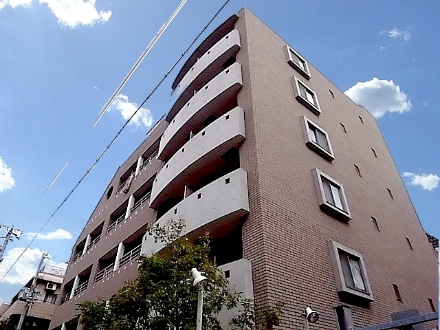 神戸市灘区琵琶町のマンションの建物外観