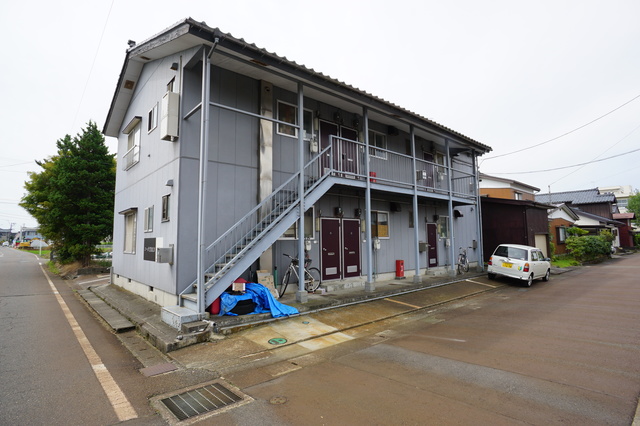 コーポTAKAの建物外観