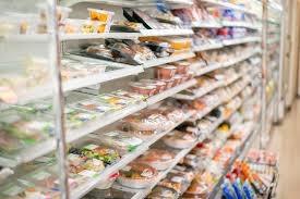 コンビニ　コンビニエンスストア（コンビニ）まで800m