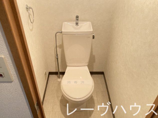 トイレ　トイレ