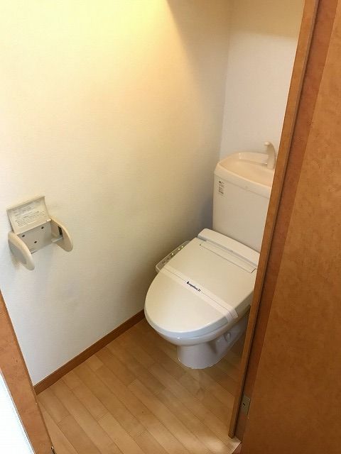 その他　温水洗浄便座