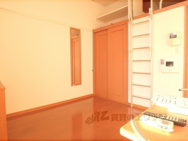 居室・リビング　居室