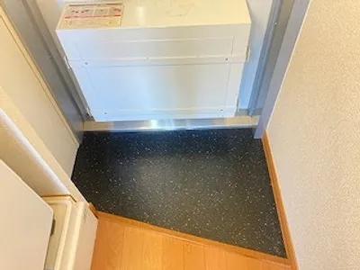 レオパレス秀の玄関写真