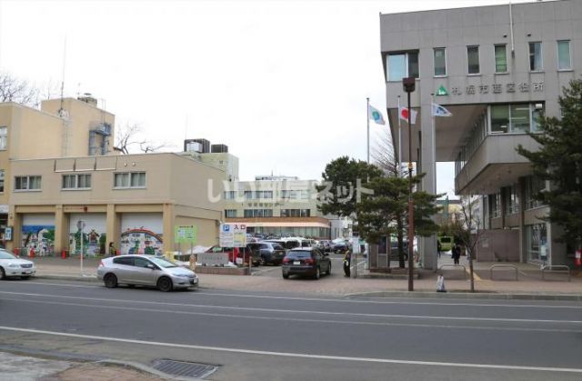 役所　西区役所（役所）まで740m