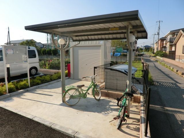 その他共有部分　屋根付き駐輪場