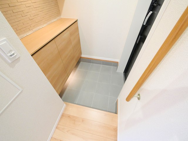 玄関　落ち着いた玄関です