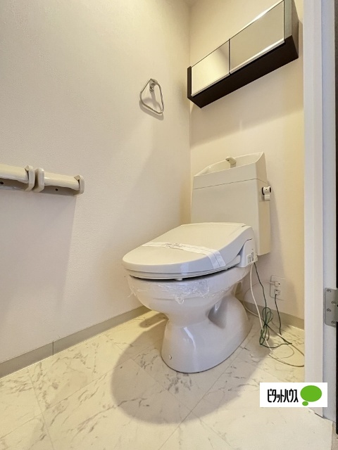 トイレ　イメージ