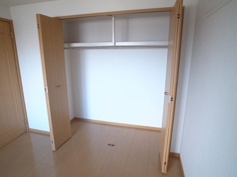 収納　図面と現状に相違がある場合には現状を優先