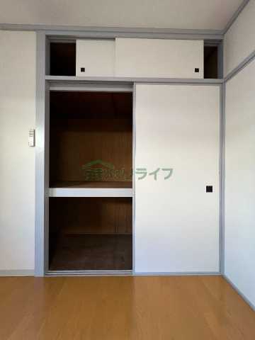 収納　フロール氷川台