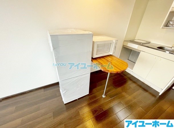 その他　冷蔵庫・電子レンジ付き