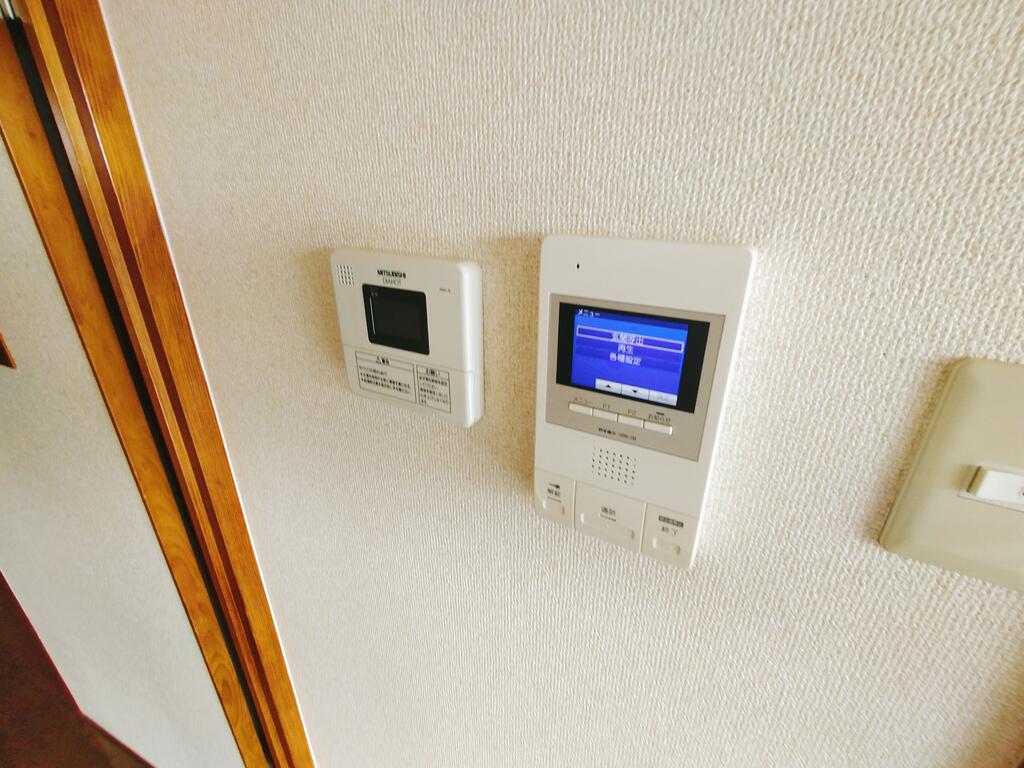 セキュリティ　モニター付きインターホン