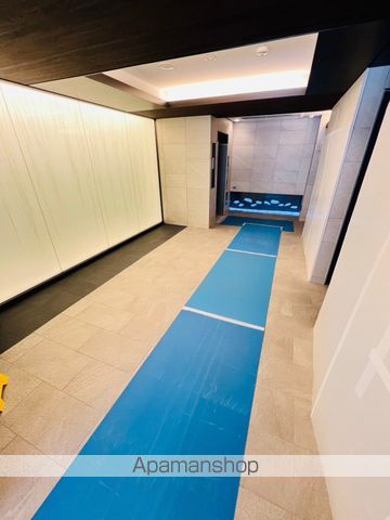 ロビー　ロビー