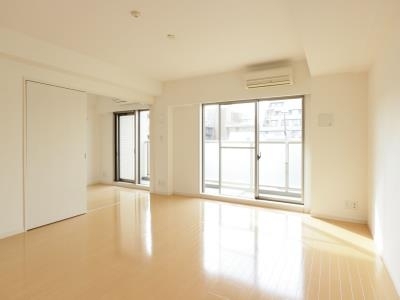 居室・リビング　※別部屋参考写真