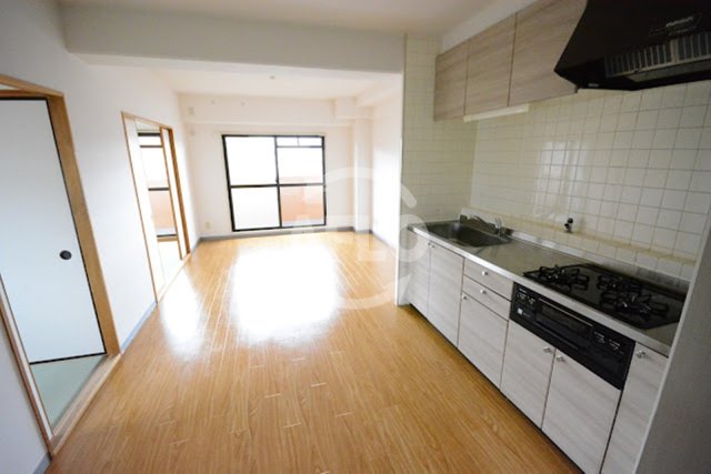 居室・リビング　ブルースカイ　リビング