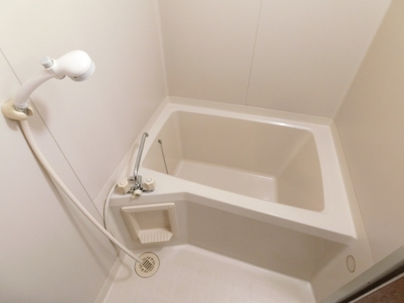 バス・シャワールーム　図面と現状に相違がある場合には現状を優先