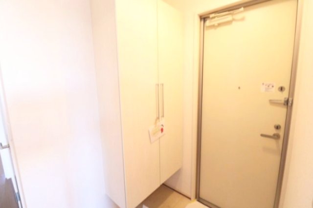 玄関　イメージ(反転タイプ)