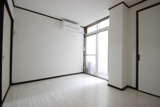 居室・リビング　※別部屋の写真です※