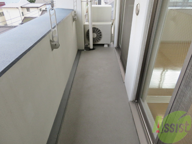 バルコニー　バルコニーがついて晴れの日は洗濯物が干せますね