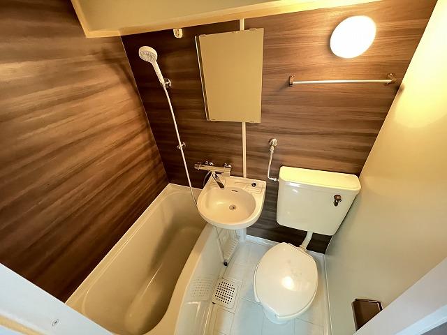 バス・シャワールーム　浴室