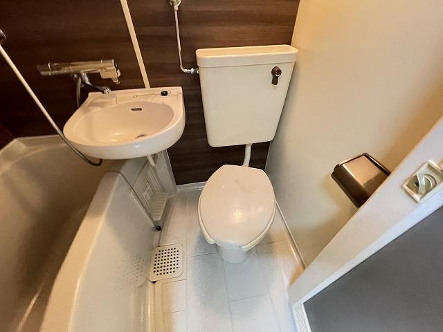 トイレ　トイレ