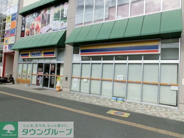 コンビニ　ミニストップおおたかの森駅前店（コンビニ）まで437m