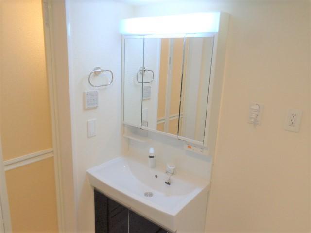 洗面設備　洗髪洗面化粧台（イメージ）