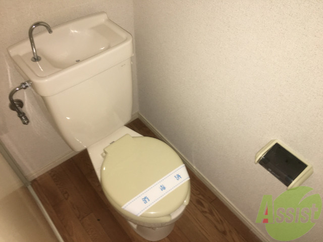 トイレ　トイレスペースも広いので使い勝手もいいですね。