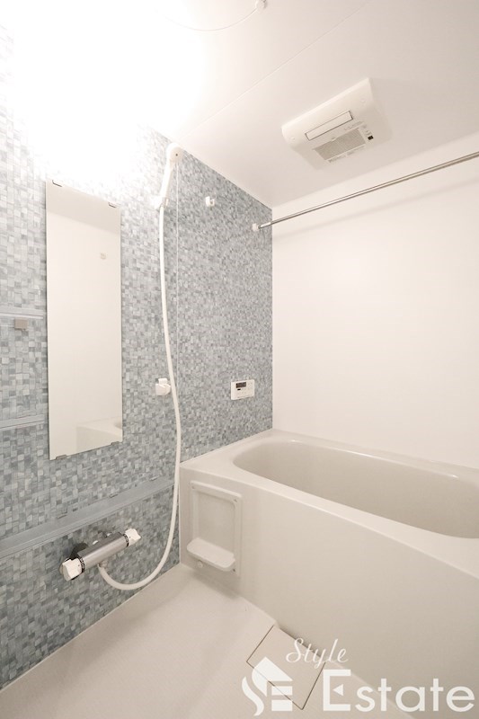 バス・シャワールーム　バスルーム