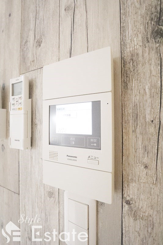 セキュリティ　モニター付きインターホン