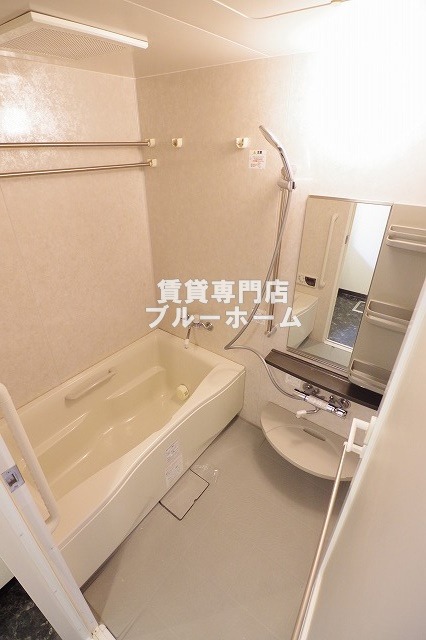 バス・シャワールーム　浴槽が大きくゆっくりできます！