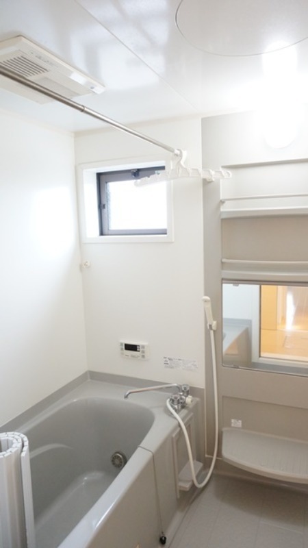 バス・シャワールーム　図面と現状に相違がある場合には現状を優先