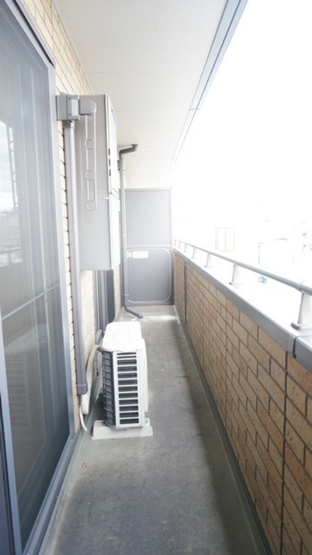 バルコニー　図面と現状に相違がある場合には現状を優先