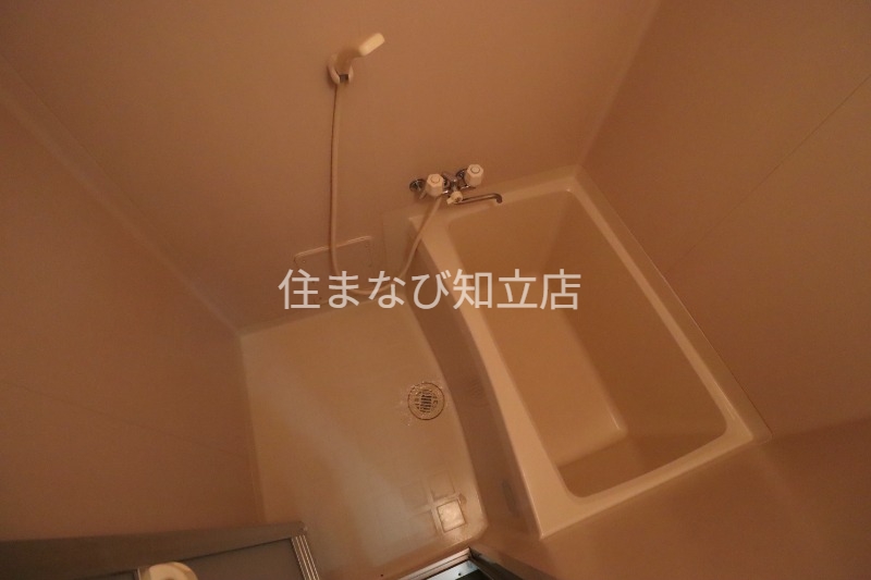 バス・シャワールーム　同型別部屋写真