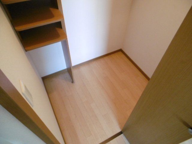 収納　洋室のウォークインクローゼットです。