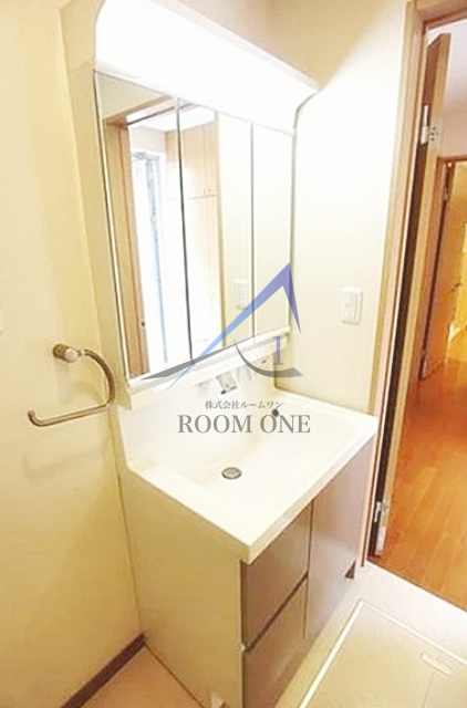 洗面設備　洗面台です。