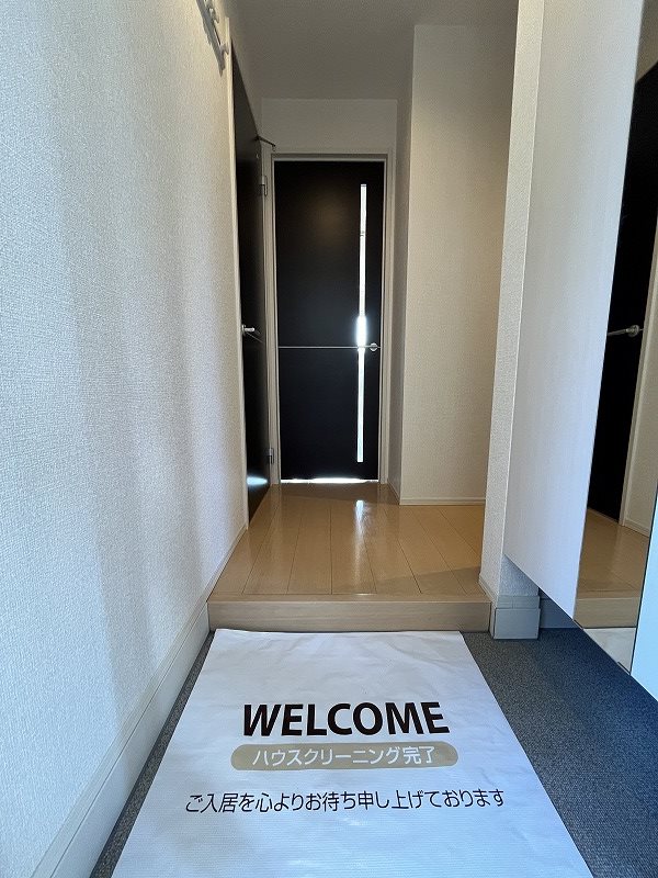 玄関　※掲載情報と物件の現況が異なる場合、現況を優先するものとしま