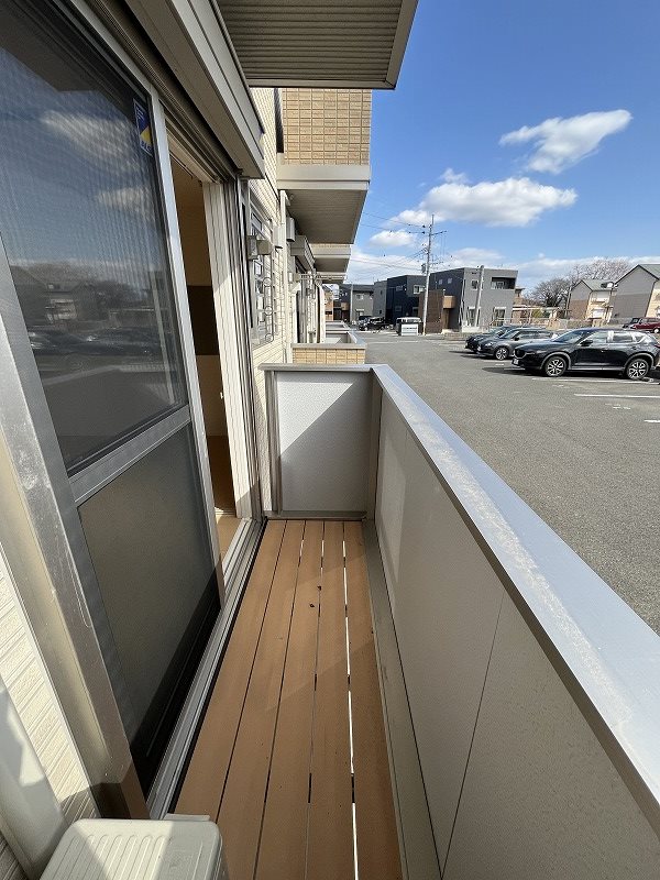 バルコニー　※掲載情報と物件の現況が異なる場合、現況を優先するものとしま