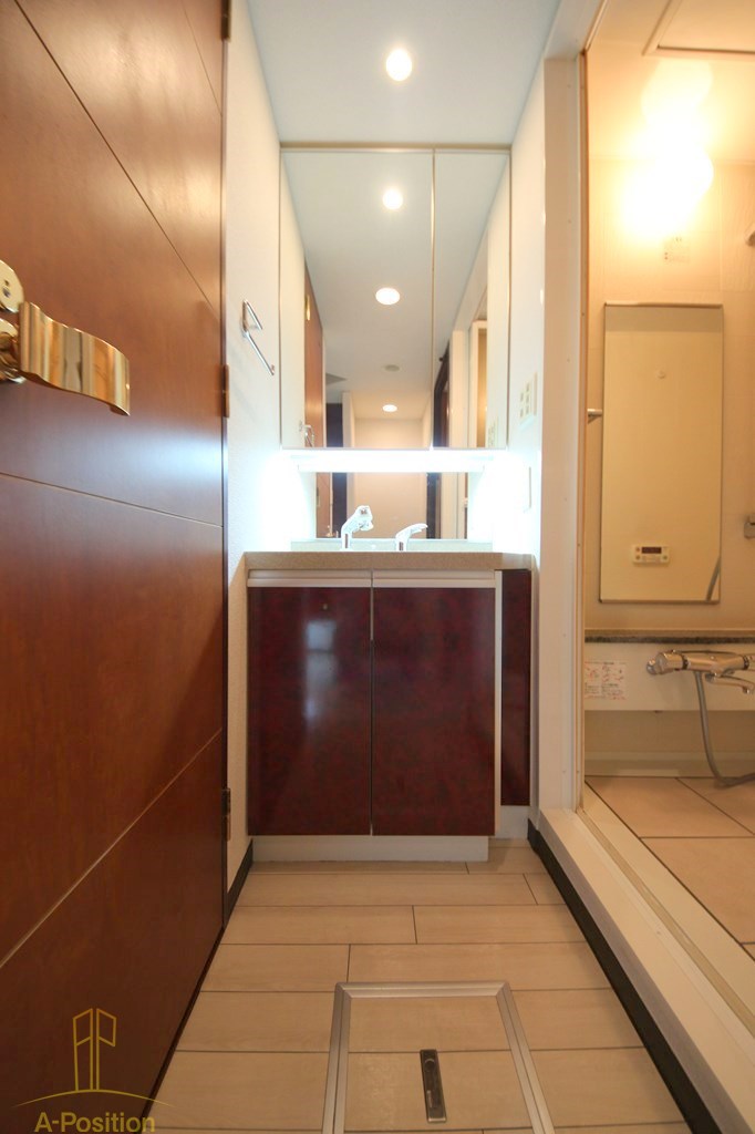 バス・シャワールーム　コンソラーレ日本橋