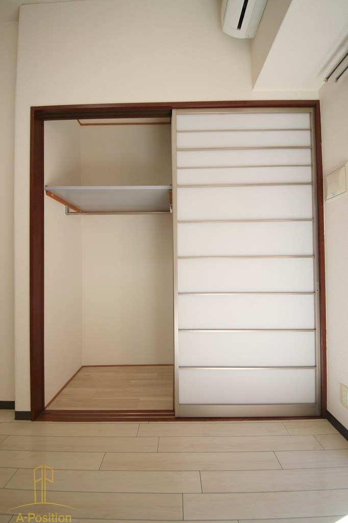 収納　コンソラーレ日本橋