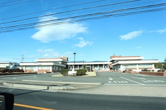 役所　いなべ市役所員弁庁舎（役所）まで850m