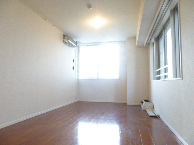 居室・リビング　居室※別部屋参考写真